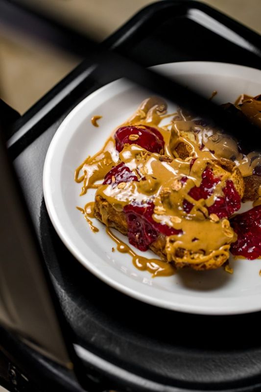French toast red fruit & peanut butter